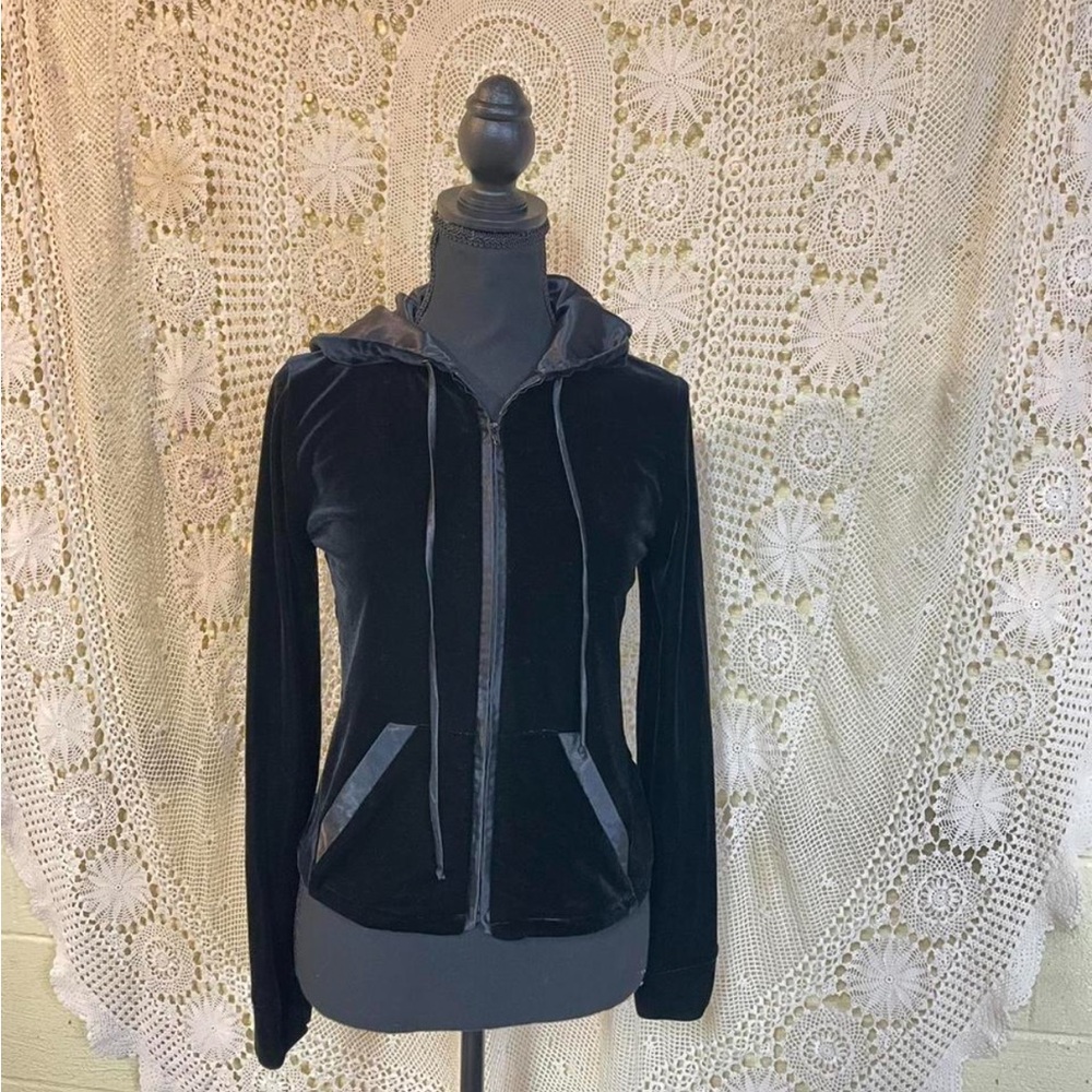 Y2K Black Velvet Jacket